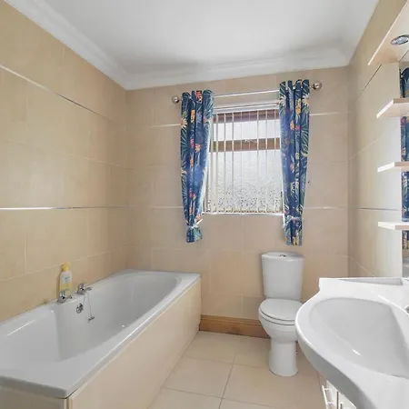 Rose بيت للعطل *